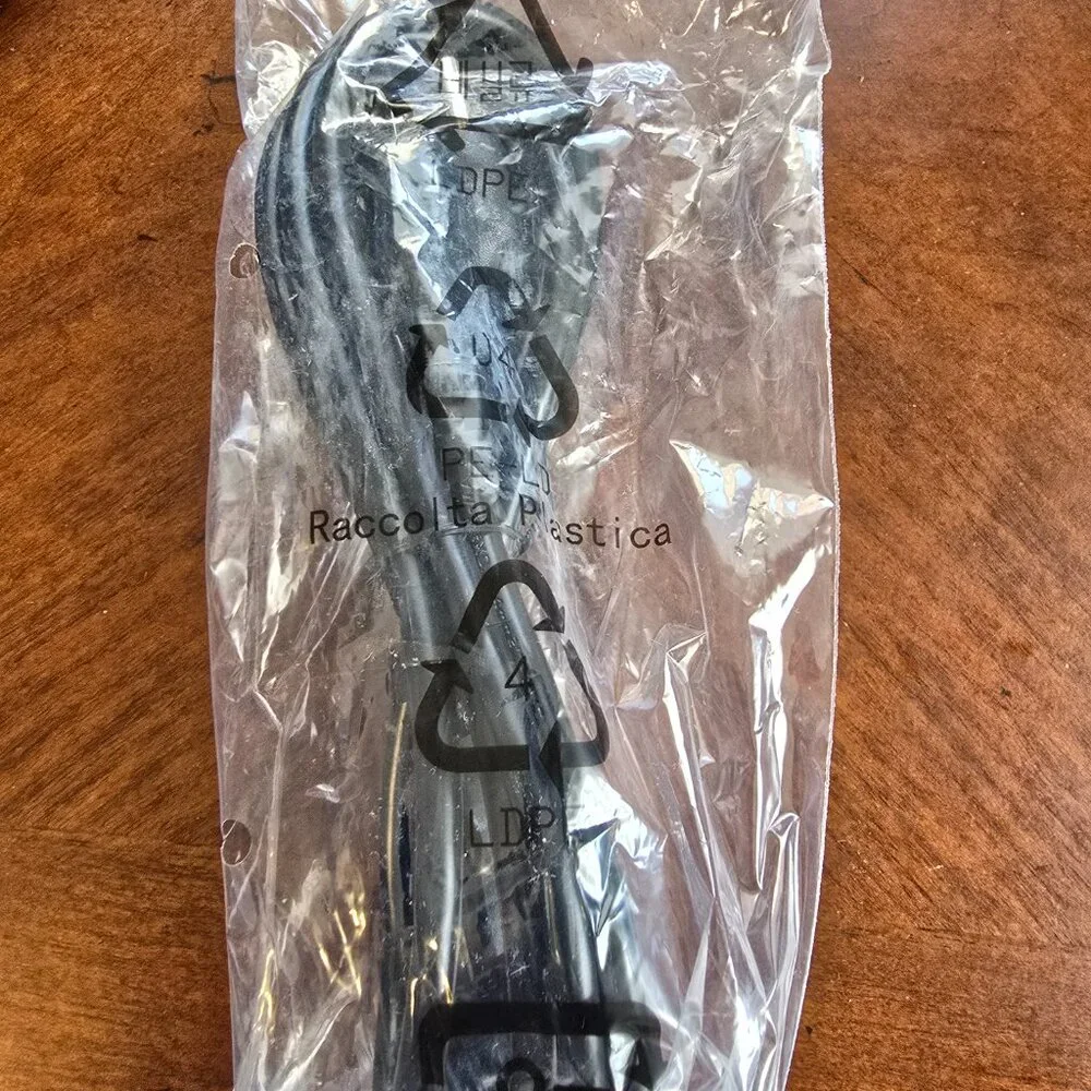 Universal 3-Prong AC Power Cord Cable 6ft IEC C13 to NEMA 5-15P NEW NWT. Brand